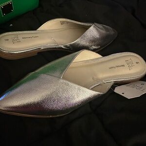 Time and Tru Women's Silver Slip-On Shoes